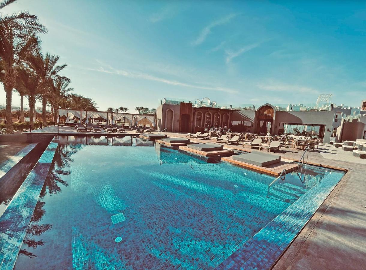 Sunrise Tucana Resort Grand Select Hurgada Dış mekan fotoğraf The swimming pool at the hotel