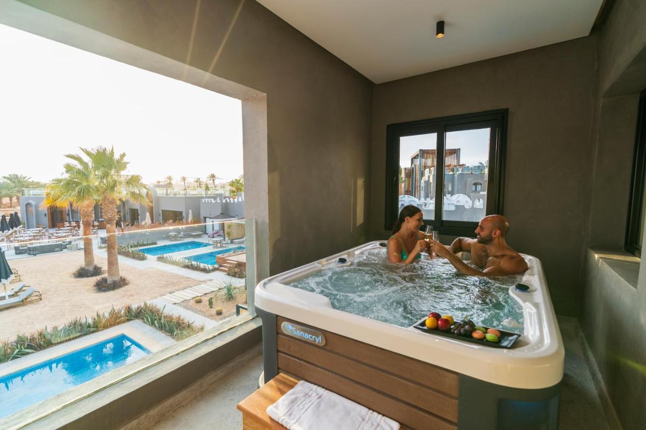 Sunrise Tucana Resort Grand Select Hurgada Dış mekan fotoğraf A hot tub