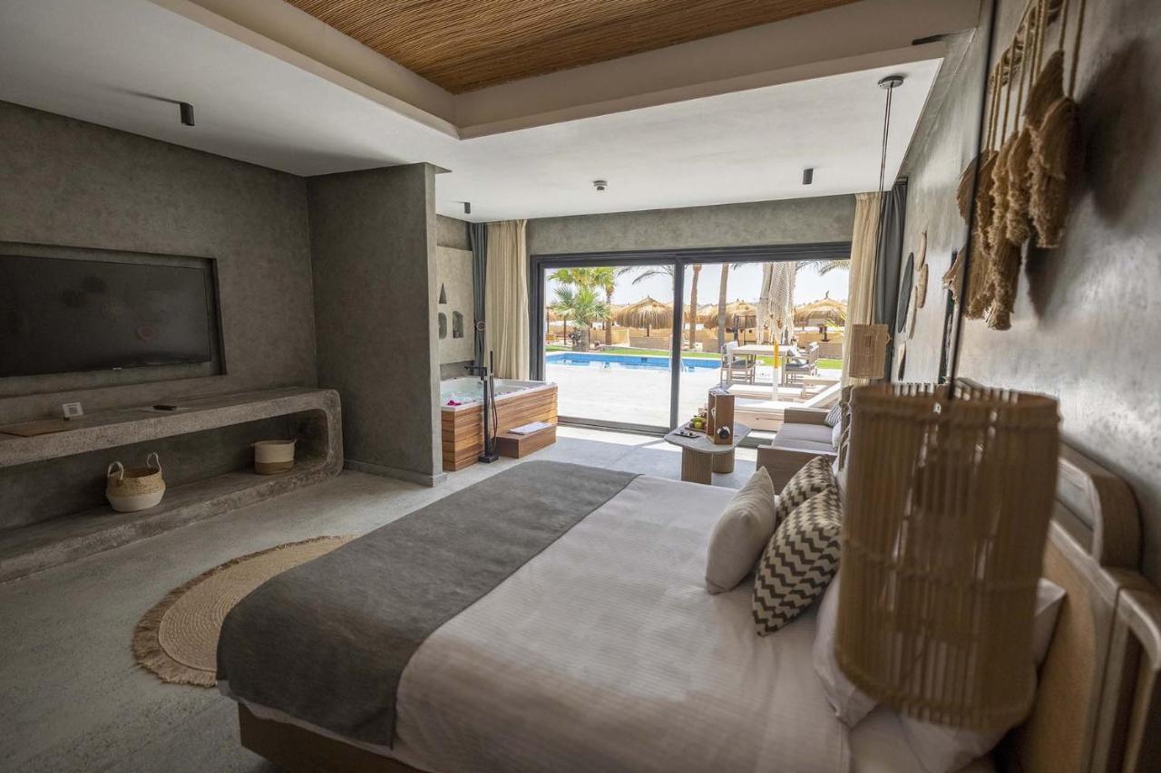 Sunrise Tucana Resort Grand Select Hurgada Dış mekan fotoğraf A room at the hotel
