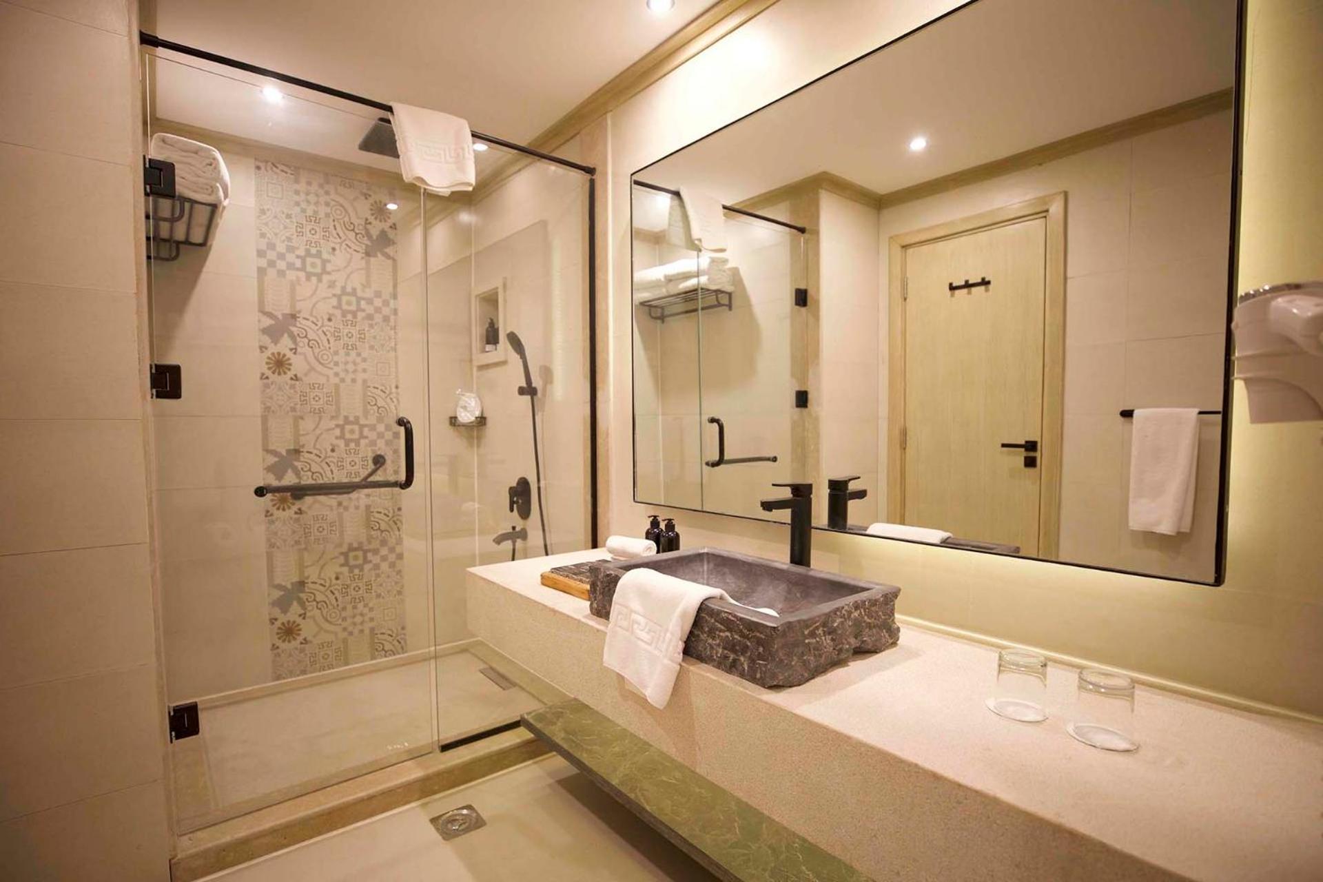 Sunrise Tucana Resort Grand Select Hurgada Oda fotoğraf A bathroom in a hotel